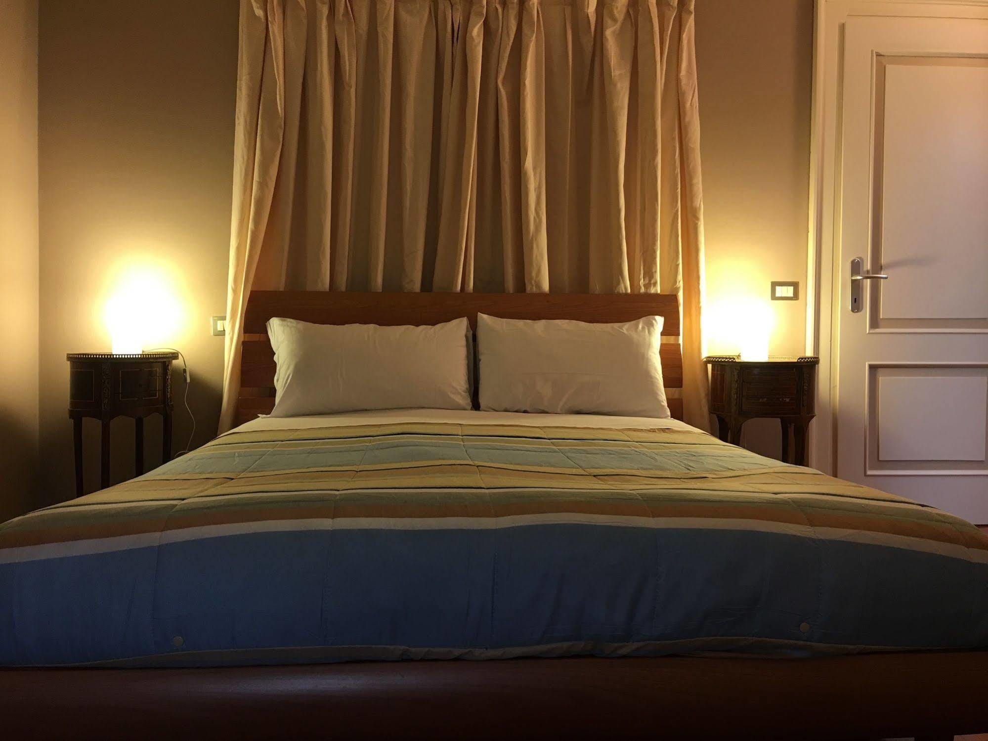 Domus Nova Residenza Il B&B Мантуя Экстерьер фото