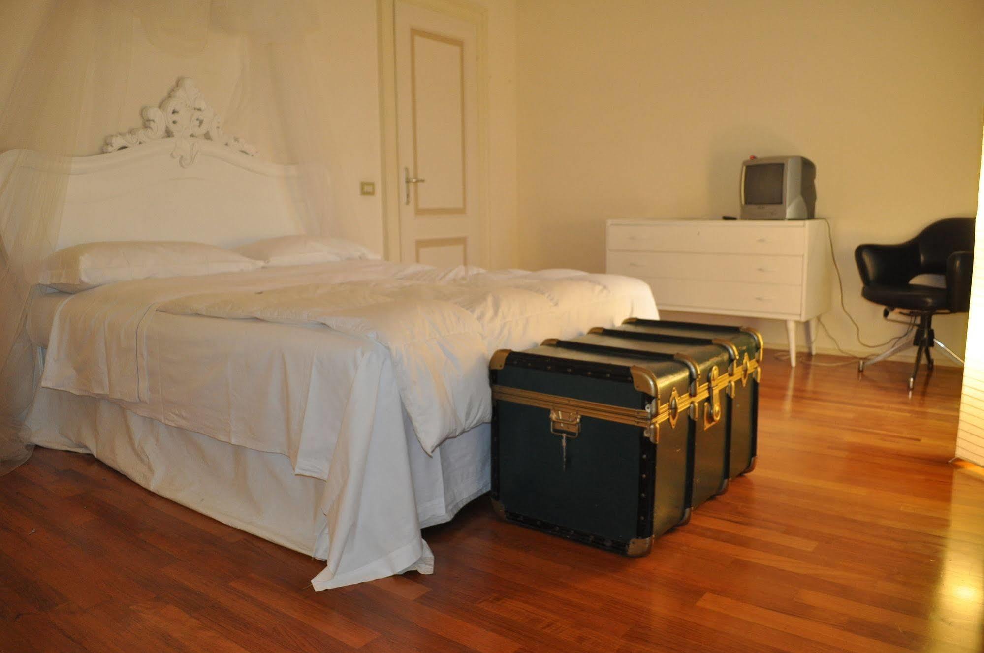 Domus Nova Residenza Il B&B Мантуя Экстерьер фото